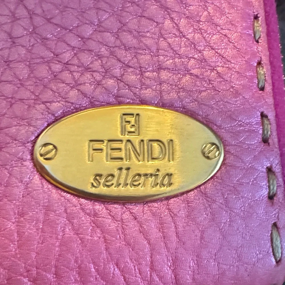 Fendi compact zip